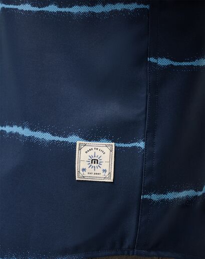 TECHWOVEN SUNDAZE BUTTON-UP Image Thumbnail 4