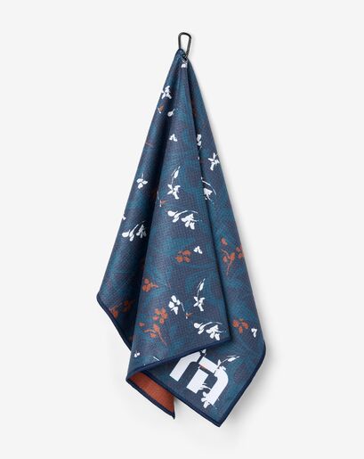 RELATIONSHIP STATUS GOLF TOWEL Image Thumbnail 2