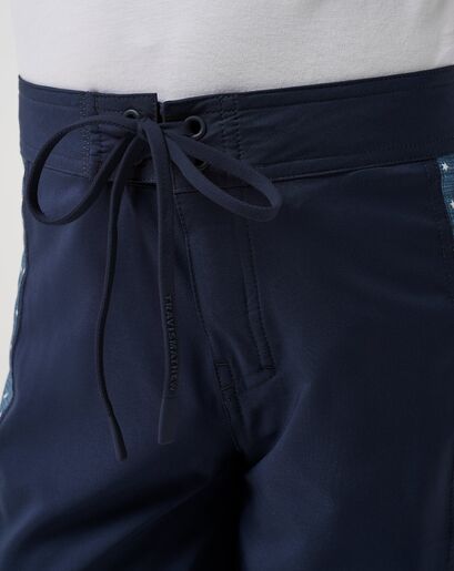 LIBERTY LIGHTS YOUTH BOARDSHORT Image Thumbnail 3