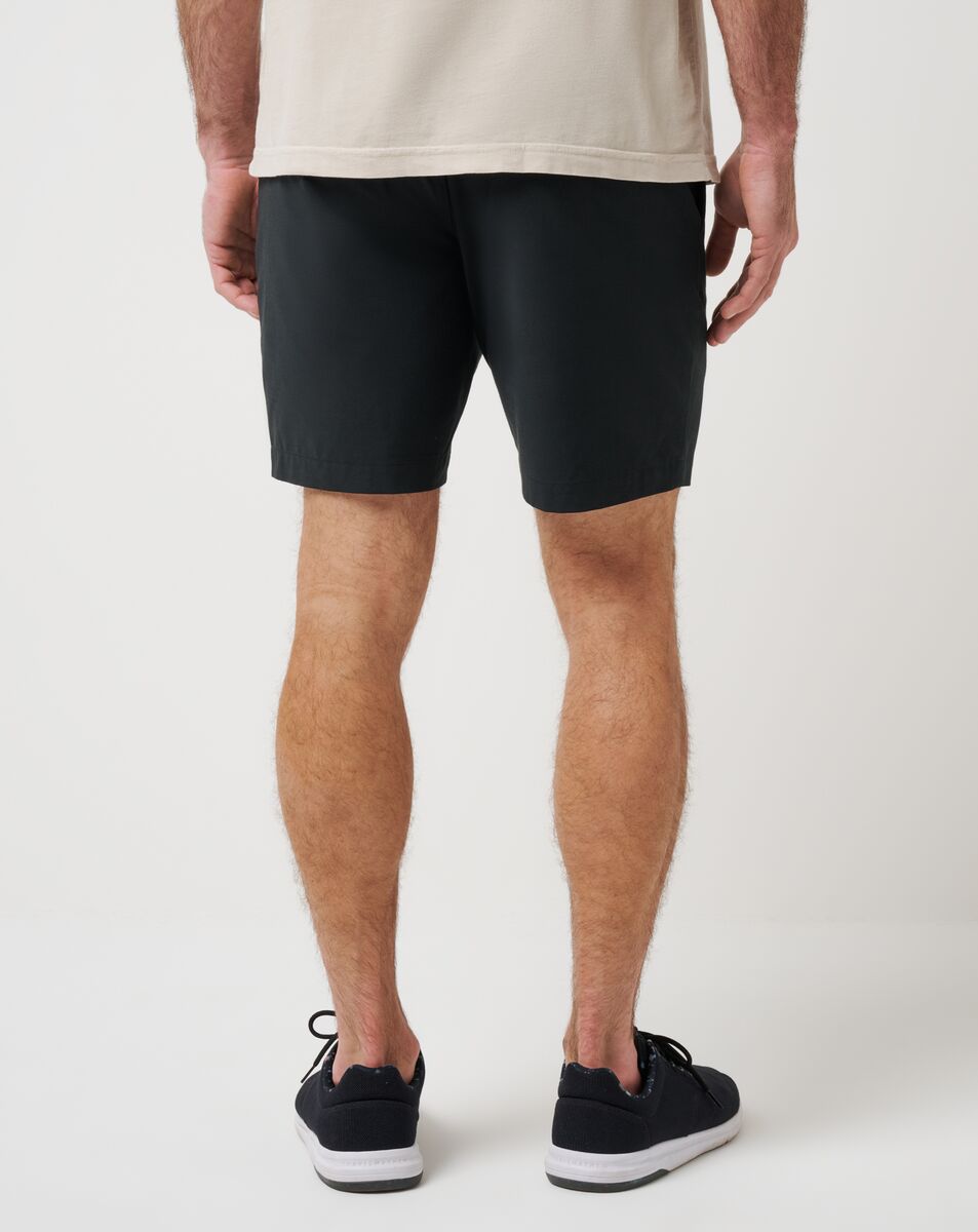 TECH CHINO SHORT 8IN | TravisMathew